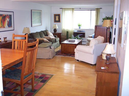 Dining area - 287 Harvard St