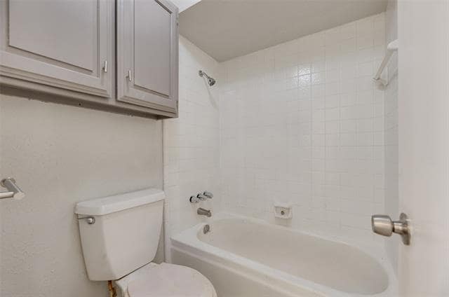 Building Photo - 3705 Osage Dr