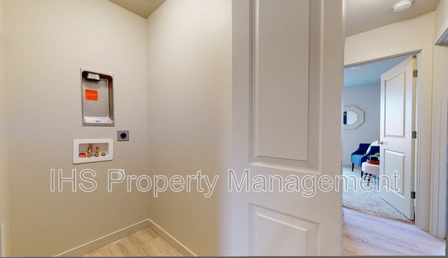 Building Photo - 409 Whitefish Ln