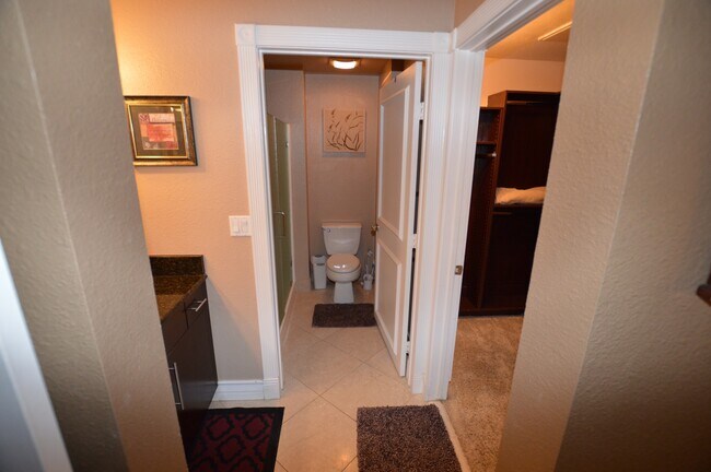Building Photo - Meridian - Luxury 2 Bed | 2 Bath Condo