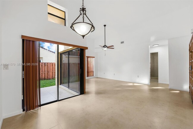 Building Photo - 449 SW 88th Pl