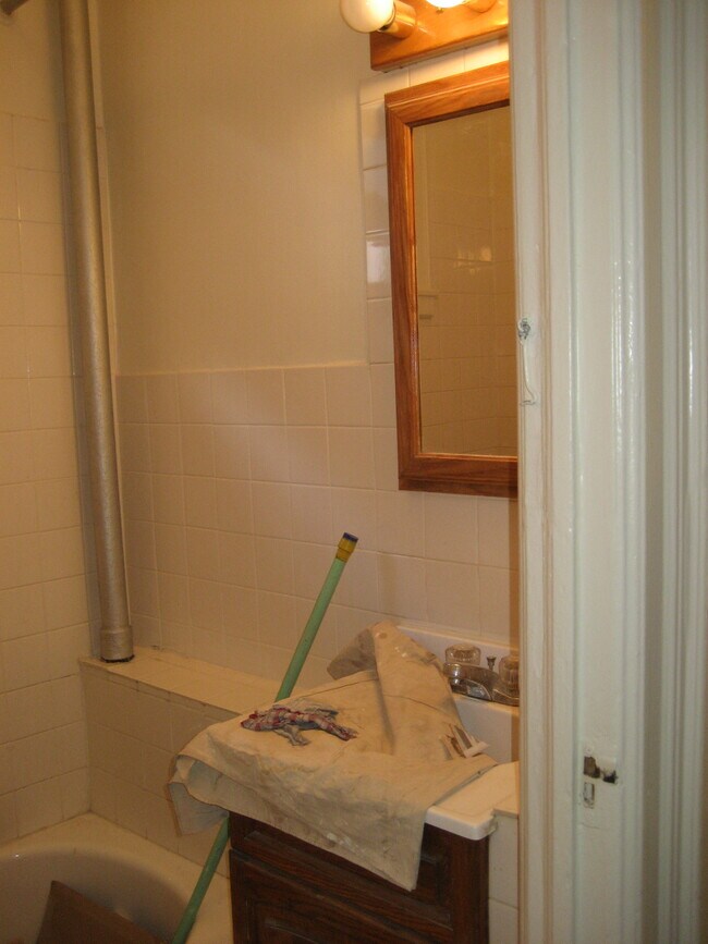 Building Photo - 2234 41st St