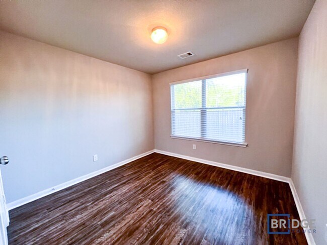 Building Photo - 16715 Jib Ct