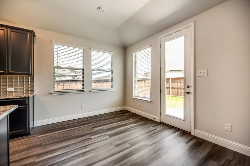Building Photo - 2470 Canary Grass Ln