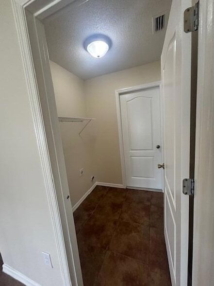 Building Photo - 6 Rymm Pl