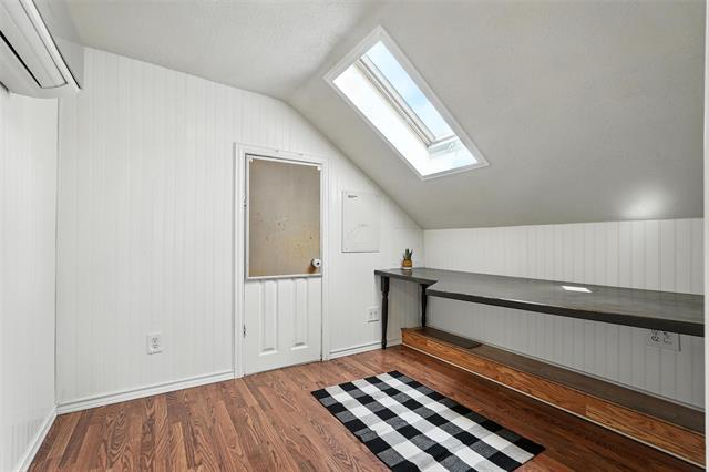 Building Photo - 2237 Grinelle Dr