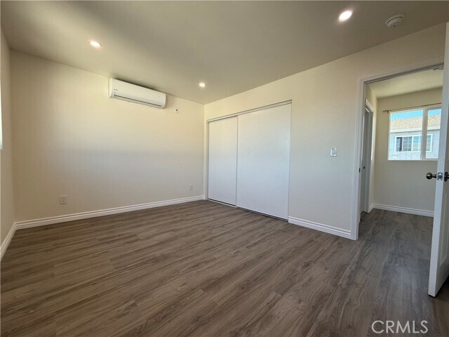 Building Photo - 5667 Ensign Ave