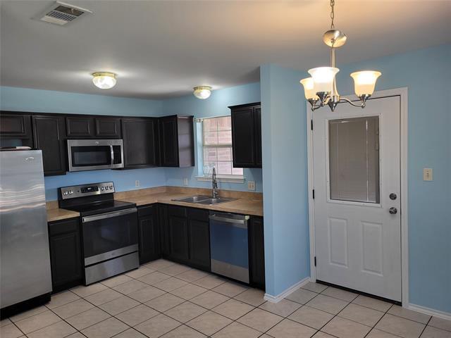 Building Photo - 3006 Ruidosa Ave