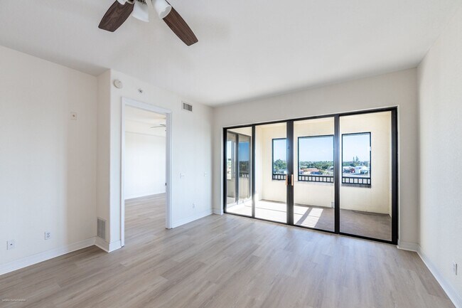 Building Photo - PRICE DROP!! Luxury Waterfront Living with Deeded Dock – Punta Gorda Isles