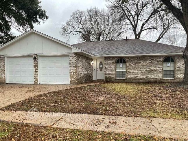 Building Photo - 29007 Raestone St