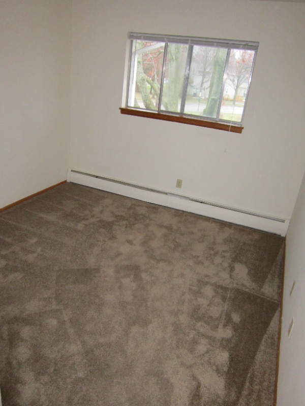 Building Photo - 114 Stimpson St