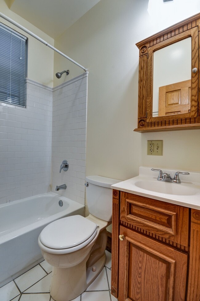 Floorplan - 2748 N. Lincoln