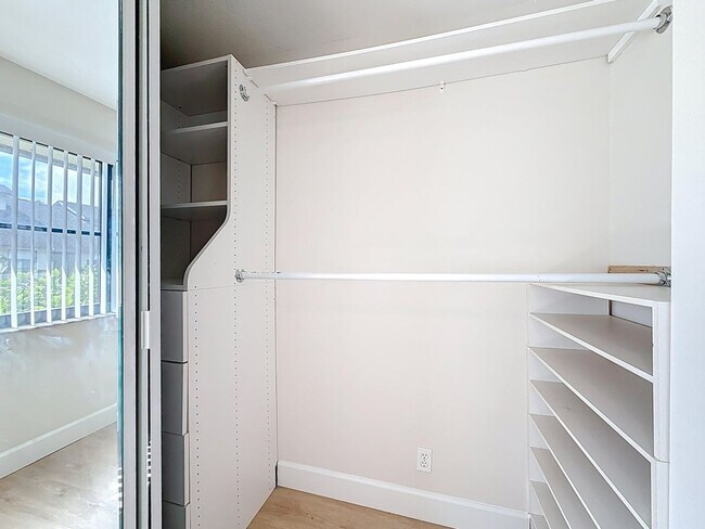Building Photo - 9278 Ketay Cir