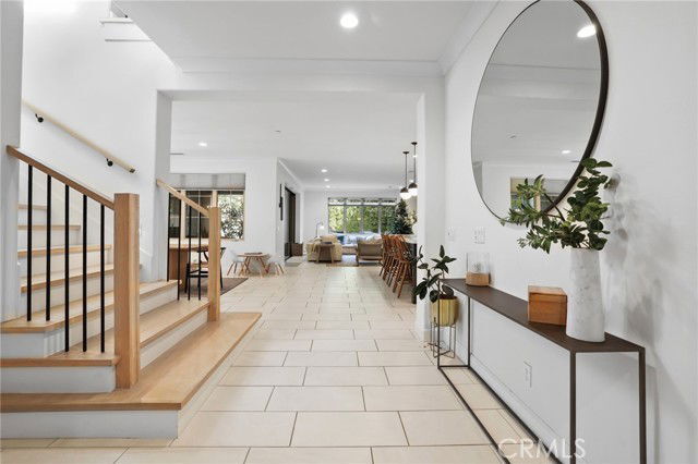 Building Photo - 7 Sunset Cove