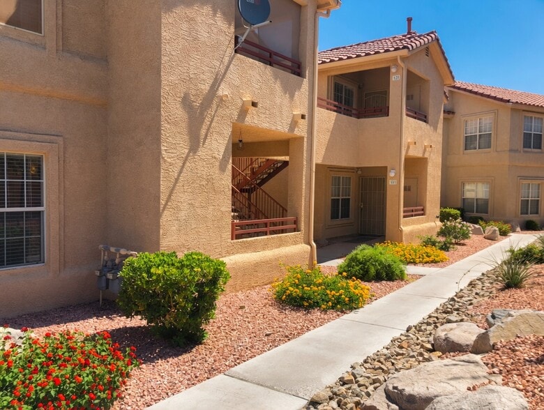 Building Photo - 520 Arrowhead Trl