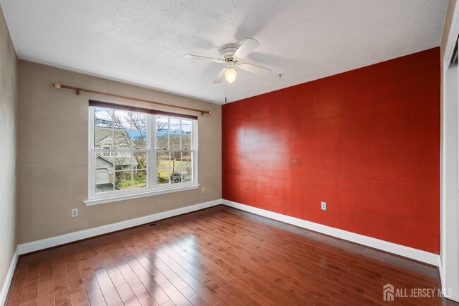 Building Photo - 34 Sassafras Ct