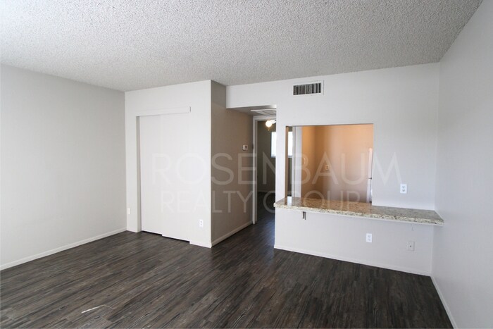 Building Photo - 9230 N 6th St