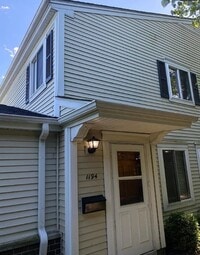 Building Photo - 1194 Cove Dr
