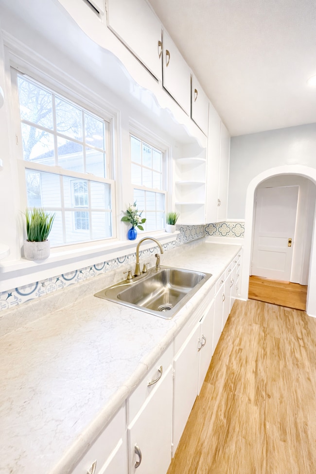 Building Photo - Beautifully Renovated Home in the Heart of Carthage – Character, Charm, and Modern Updates