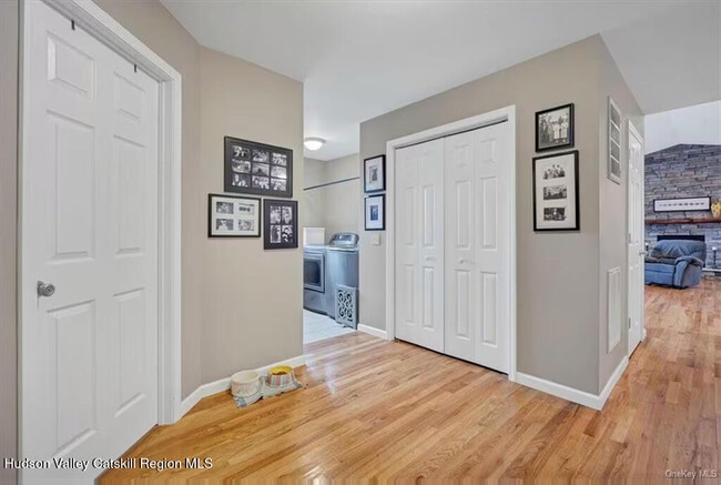 Building Photo - 83 Soper Rd