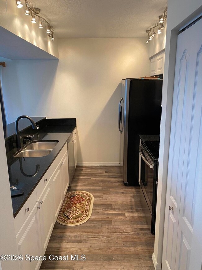 Building Photo - 925 N Hwy A1A