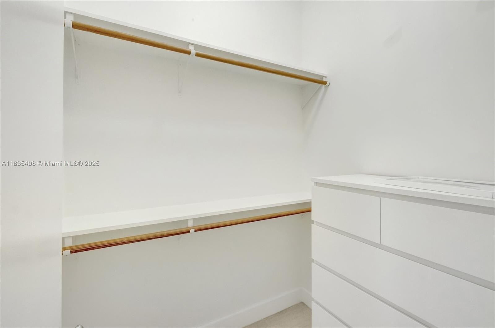 Building Photo - 5765 SW 84th St