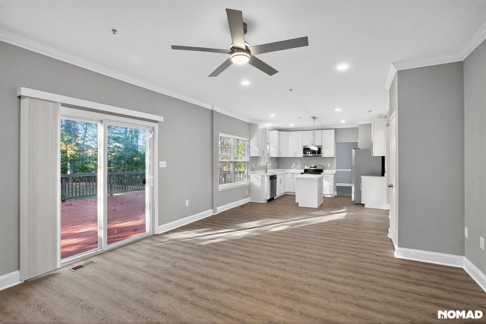 Building Photo - 7 Hickory St