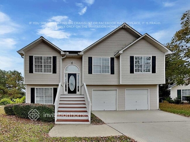 Building Photo - 821 Lorraine Ln