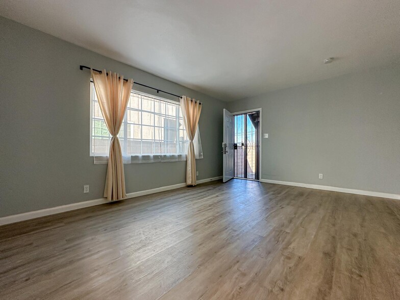 Building Photo - 158 W Del Amo Blvd