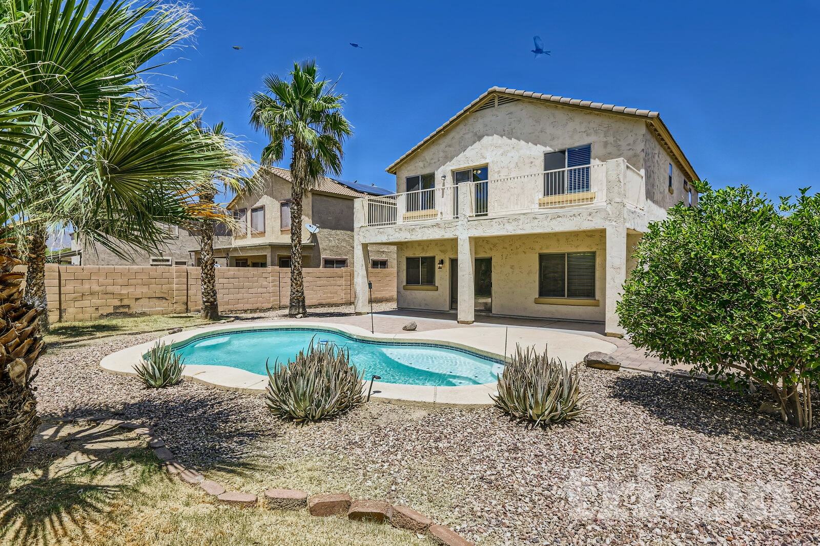 Building Photo - 924 S 240th Dr