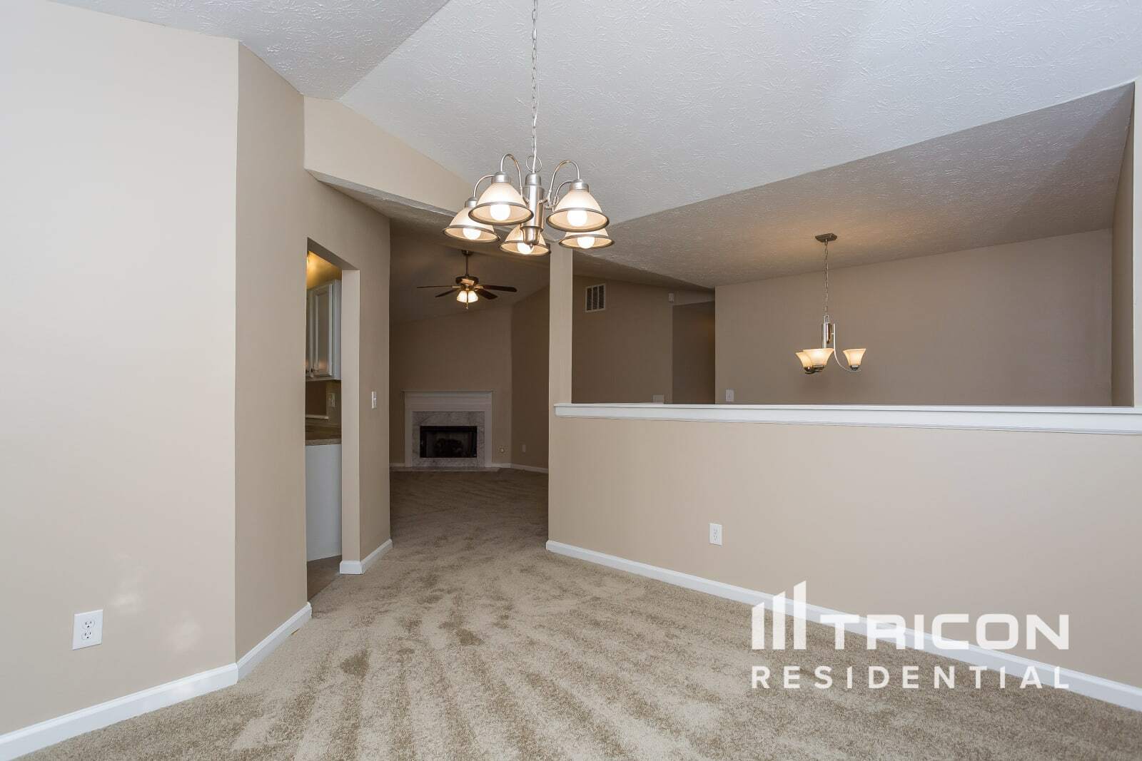 Building Photo - 5795 Wellborn Oaks Ct