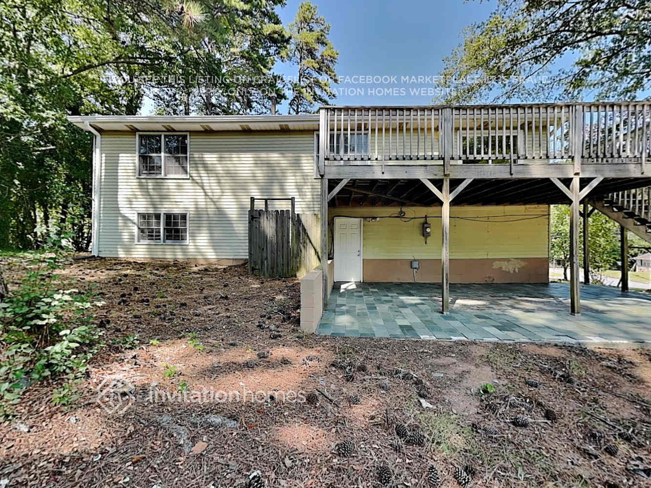 Building Photo - 215 Simpson Dr NE