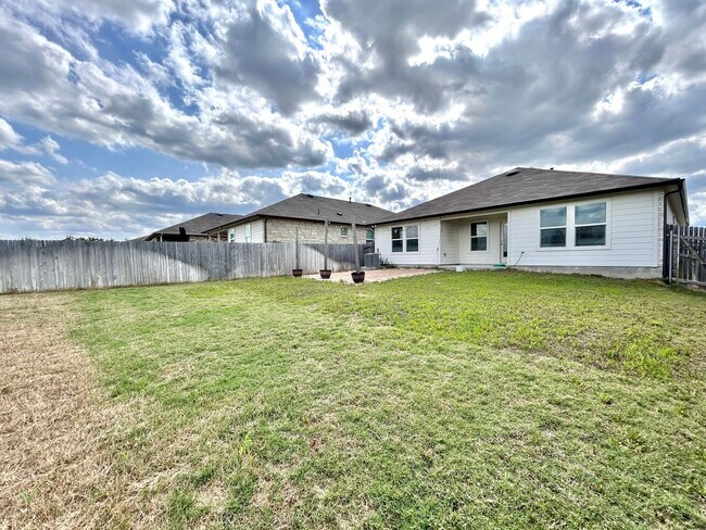 Building Photo - 13613 Rebecca Latimer Rd