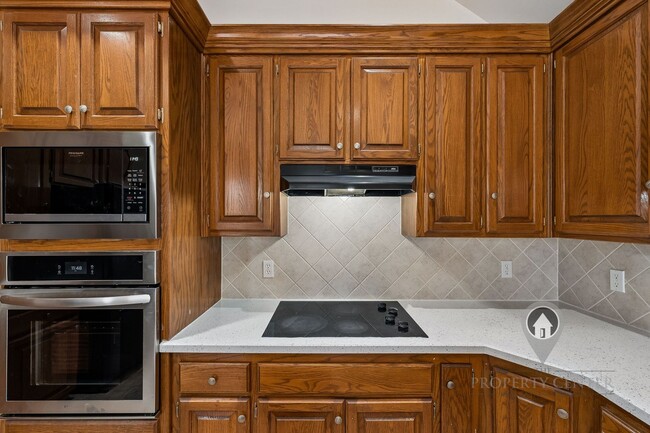 Building Photo - 716 Tuscany Way