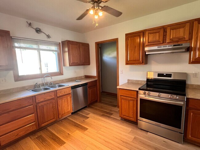 Building Photo - 4051 N 45th St