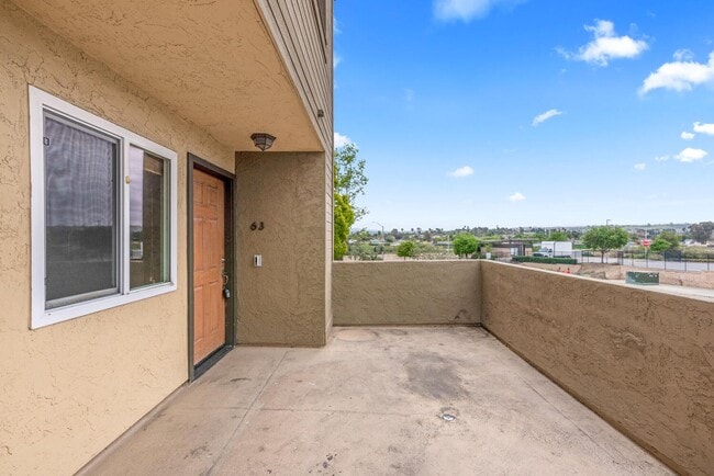 Building Photo - Stunning 2 Bedroom, 2 Bath Home in a Secure Gated Community in Oceanside - Your Dream Home Awaits!