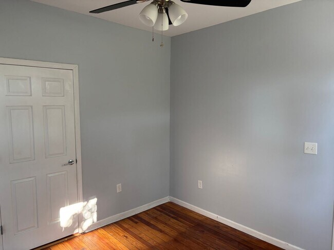 Building Photo - 580 Amherst St