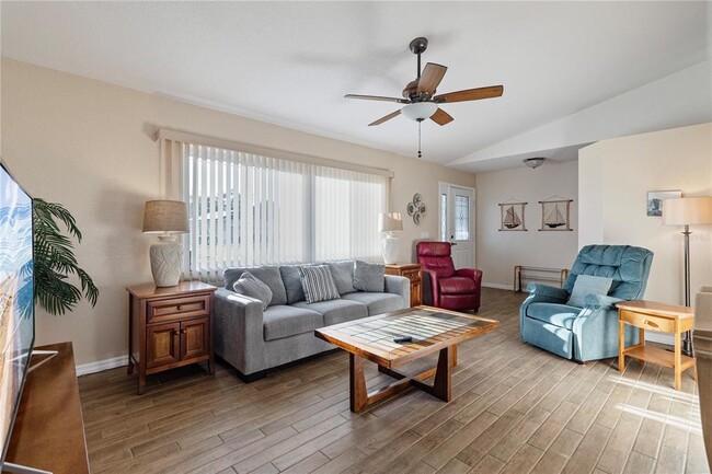 Building Photo - 6460 Blueberry Dr