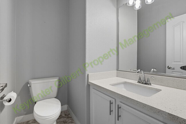 Building Photo - 5 bed / 2.5 bath Home in the San Tan Heigh...