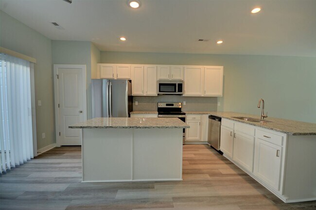 Building Photo - Sneads Ferry, Beachside Village Townhome! ...
