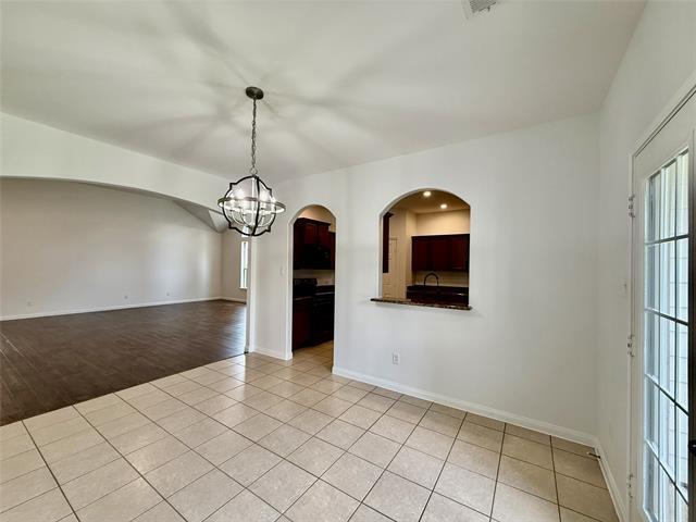 Building Photo - 205 Oriole Dr