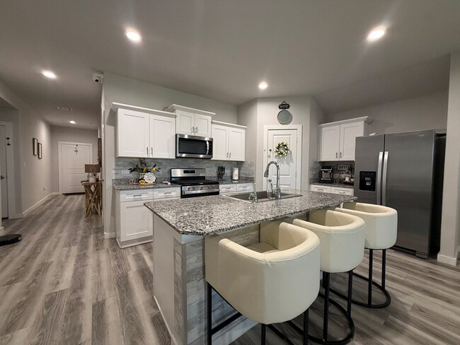 Building Photo - 7606 Orange Blossom Rd