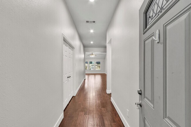 Building Photo - 119 S Star Ridge Cir