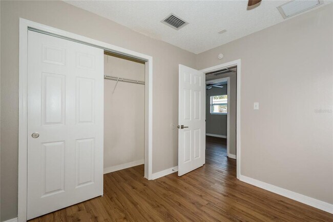 Building Photo - 2804 W Nassau St
