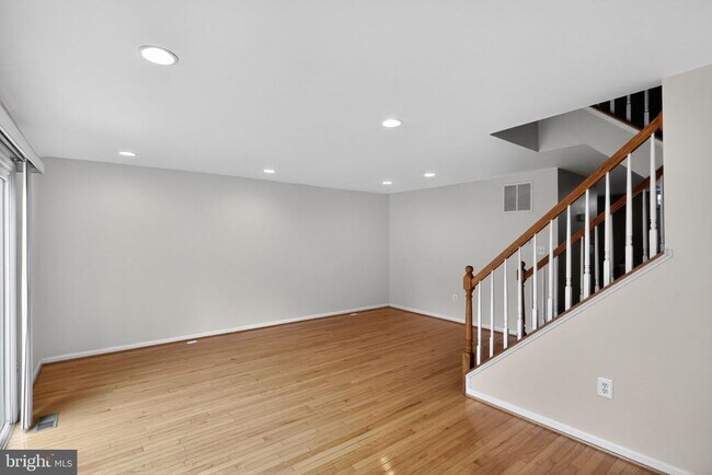 Building Photo - 4689 Joanna Ct