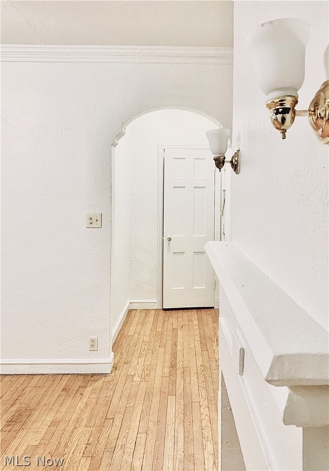 Building Photo - 2830 E 130th St