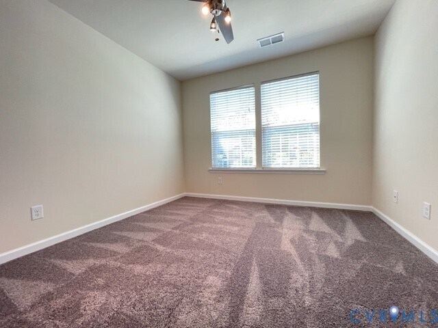 Building Photo - 8107 Creekside Village Dr