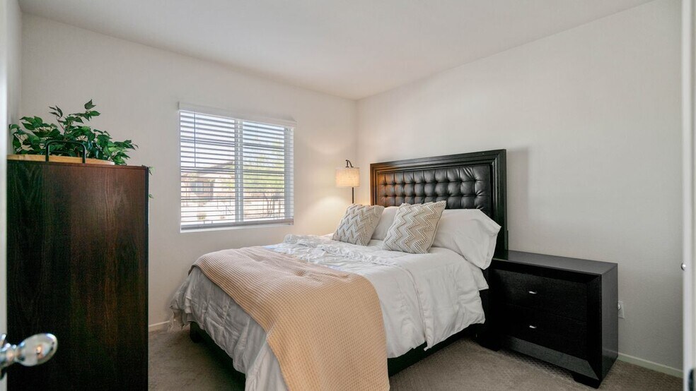 Building Photo - 67361 Rio Largo Rd