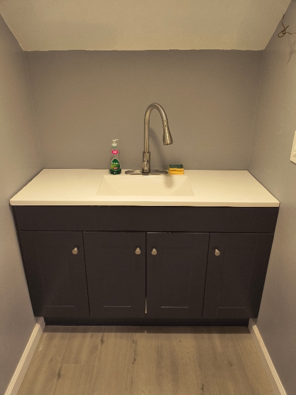 Building Photo - 161 Lynch St