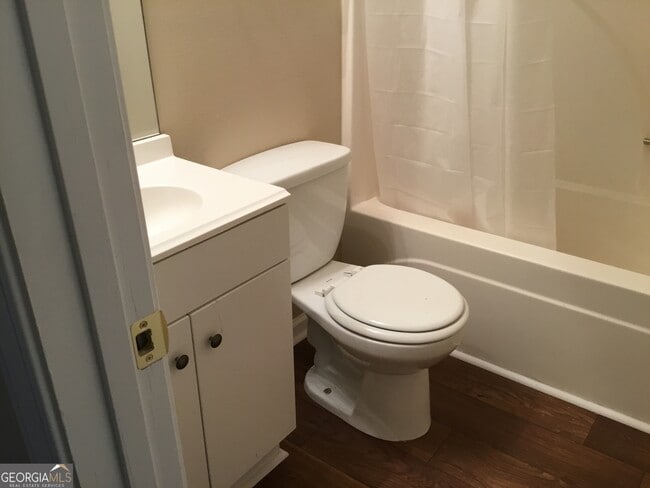 Building Photo - 4132 Ravenwood Ct